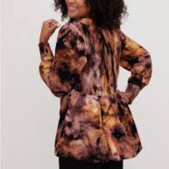 TORRID Tie Dye Babydoll Long Sleeve Crinkle Gauze Smocked Top Size 2 - Picture 2 of 11
